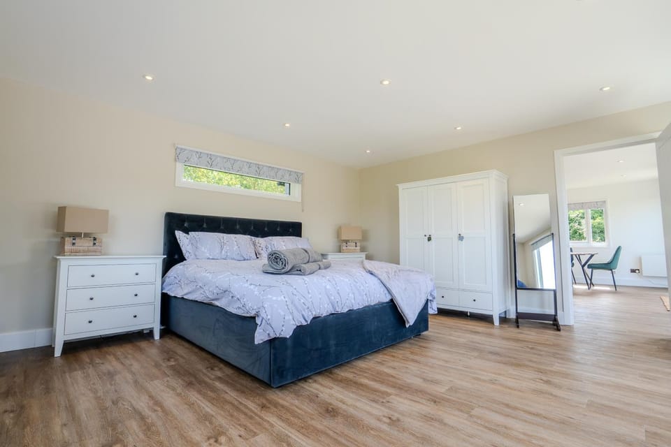 Luxury Lodge with Hot Tub near Rye House in Rother District