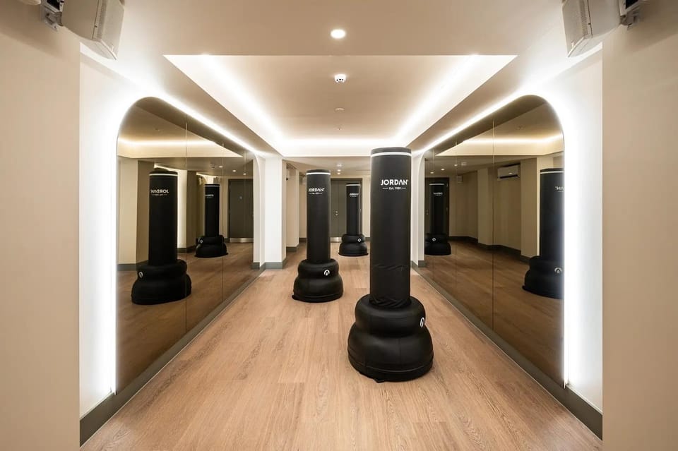The St George's Circus Collection Apartment in London Borough of Southwark