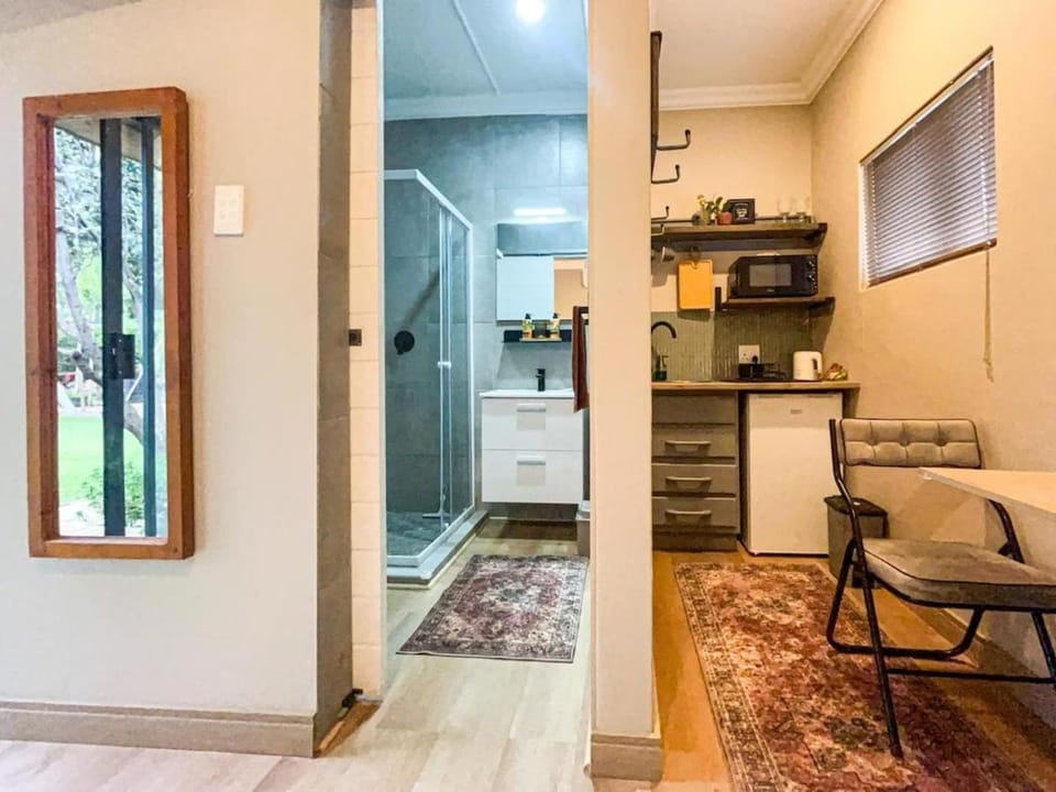 Sparrow's nest Apartment in North West, South Africa