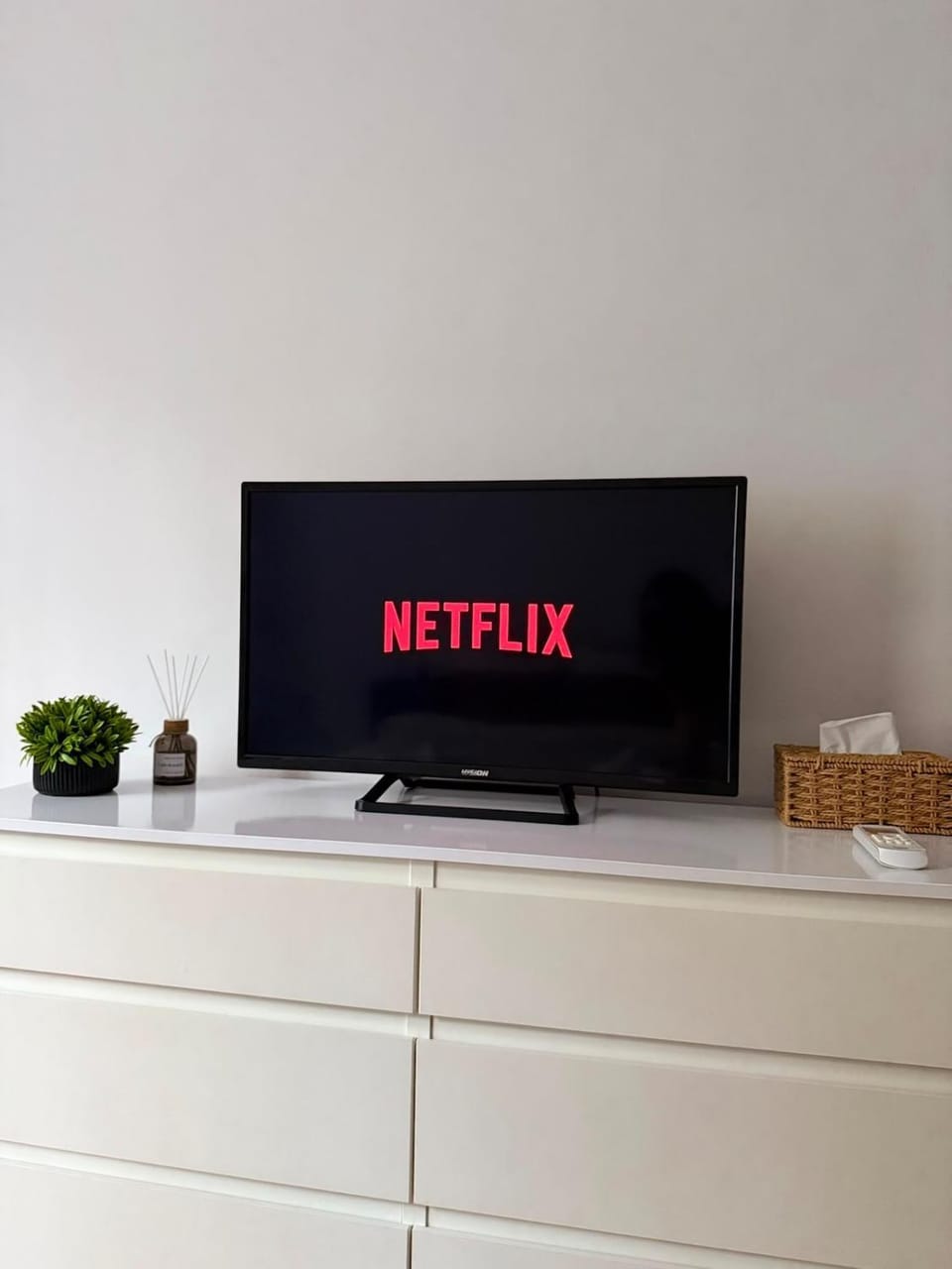 TV and multimedia, Evening entertainment