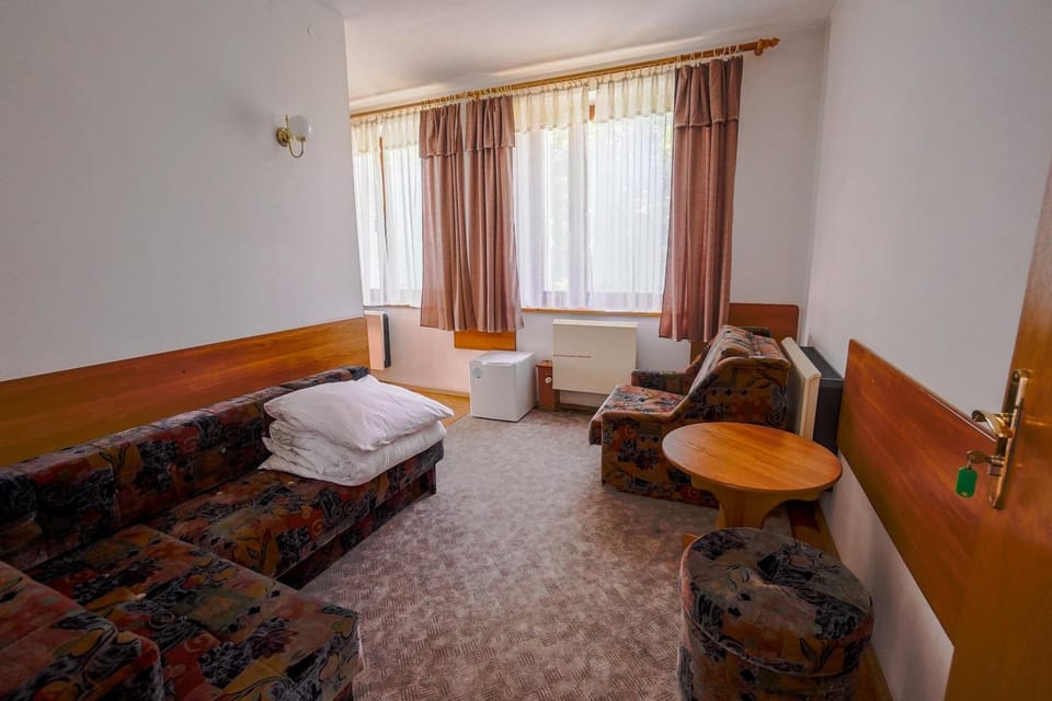 Bed, Photo of the whole room