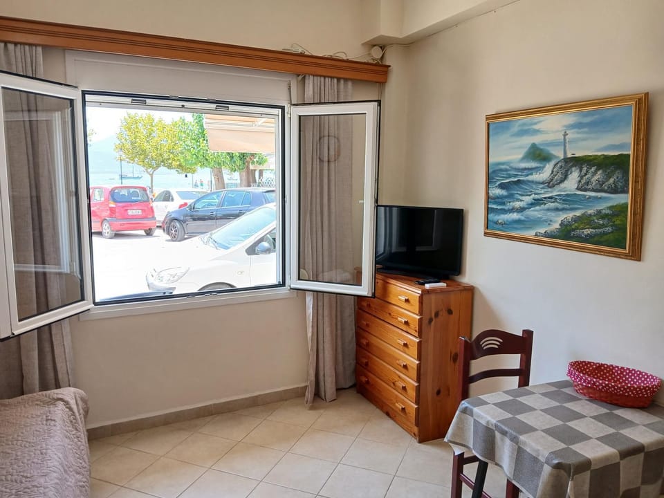 Poly House Apartment in Peloponnese, Western Greece and the Ionian