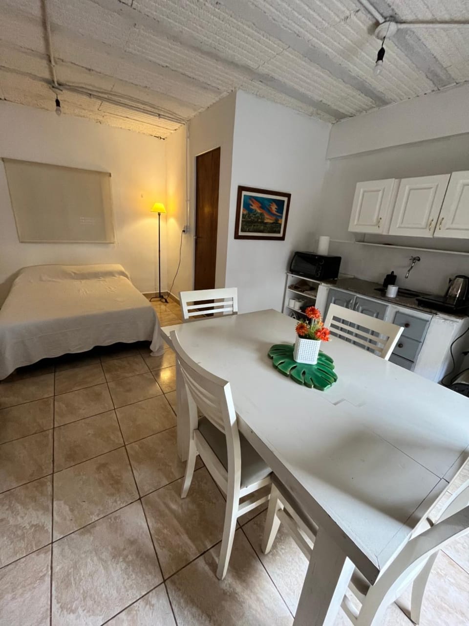 Bed, Kitchen or kitchenette, Photo of the whole room, Seating area, Dining area, Bedroom