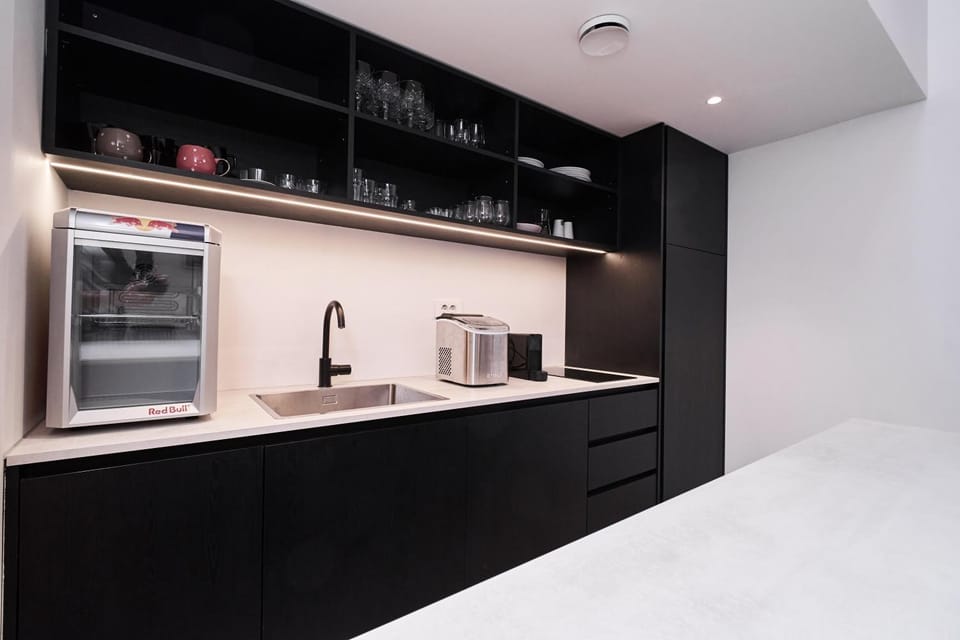 dishwasher, microwave, kitchen