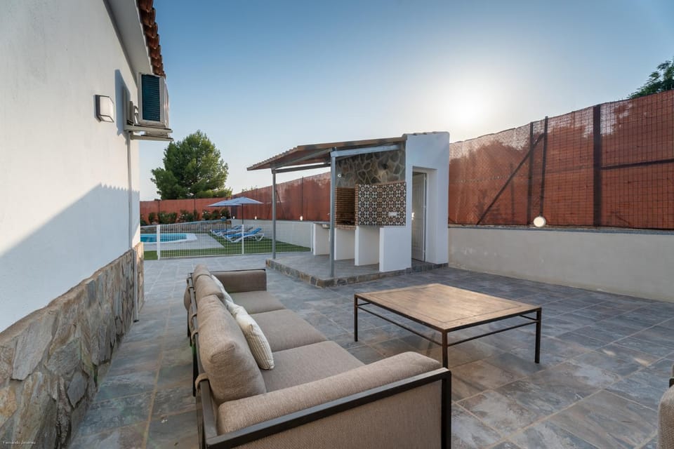 Patio, Day, Balcony/Terrace, Balcony/Terrace, Pool view, Swimming pool, sunbed