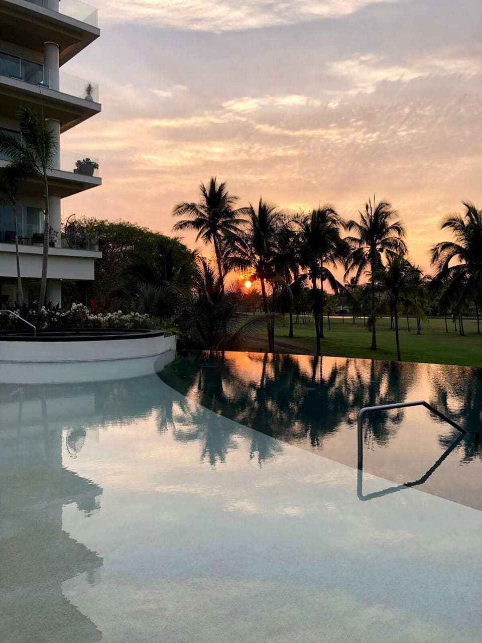 Natural landscape, Golfcourse, Golfcourse, Pool view, Swimming pool, Swimming pool, Sunrise