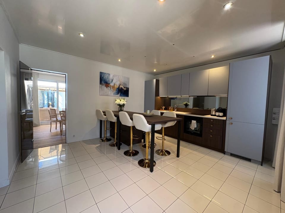 Rose de Saron jardin privé plein centre ville Apartment in Alençon