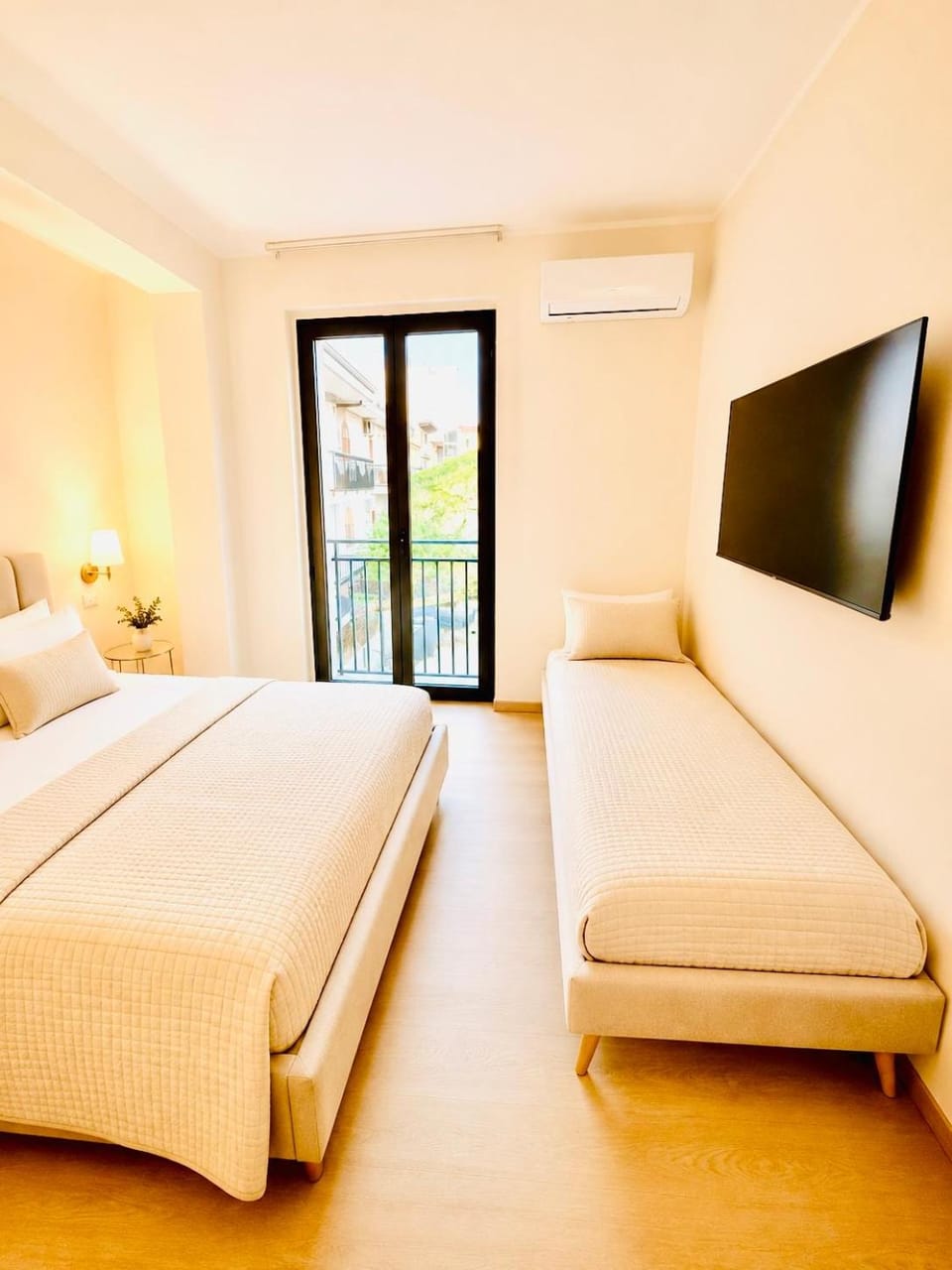 Le Charme Luxury Suite Vacation rental in Patti