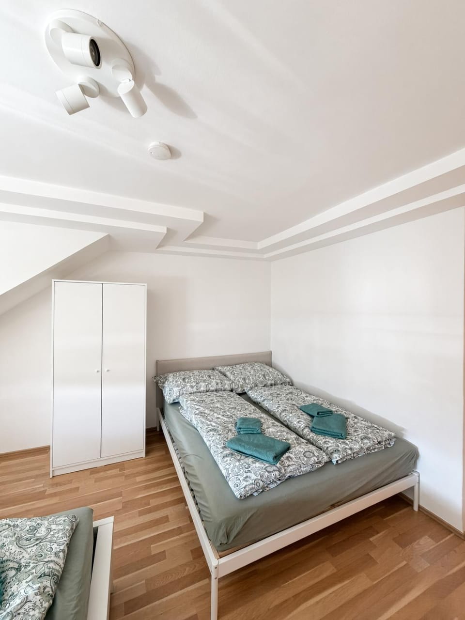 3 Bedroom Central Premium Apartment - Free Parking Apartment in Villach