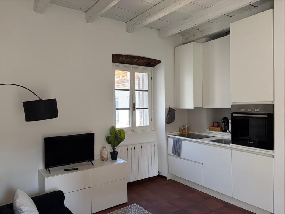 dishwasher, oven, kitchen