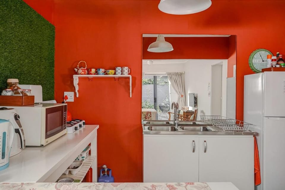 Atjar Hermanus Garden Flat Apartment in Hermanus
