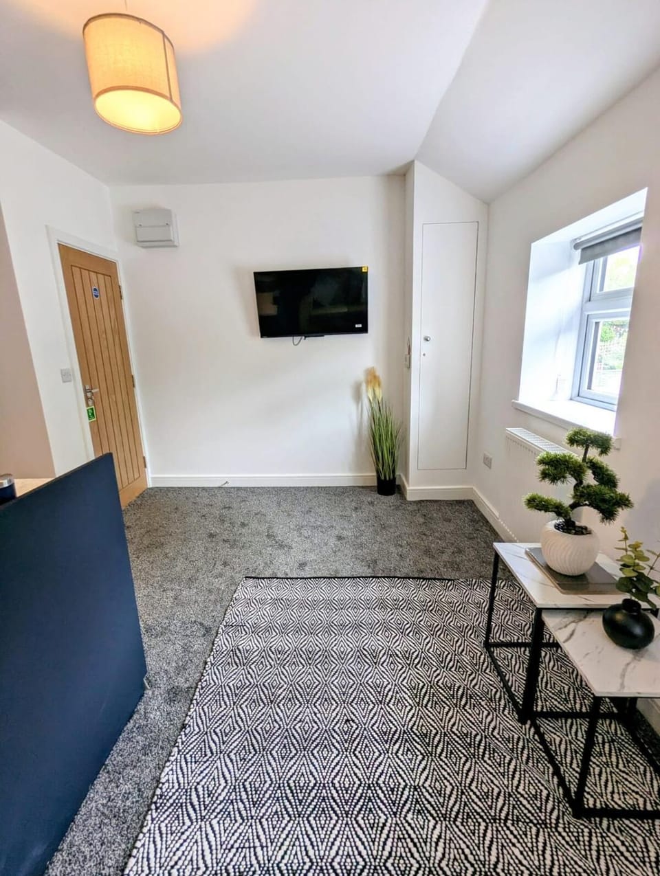 6 - Spacious 1 Bedroom Apartment With Wi-Fi Apartment in Stoke-on-Trent