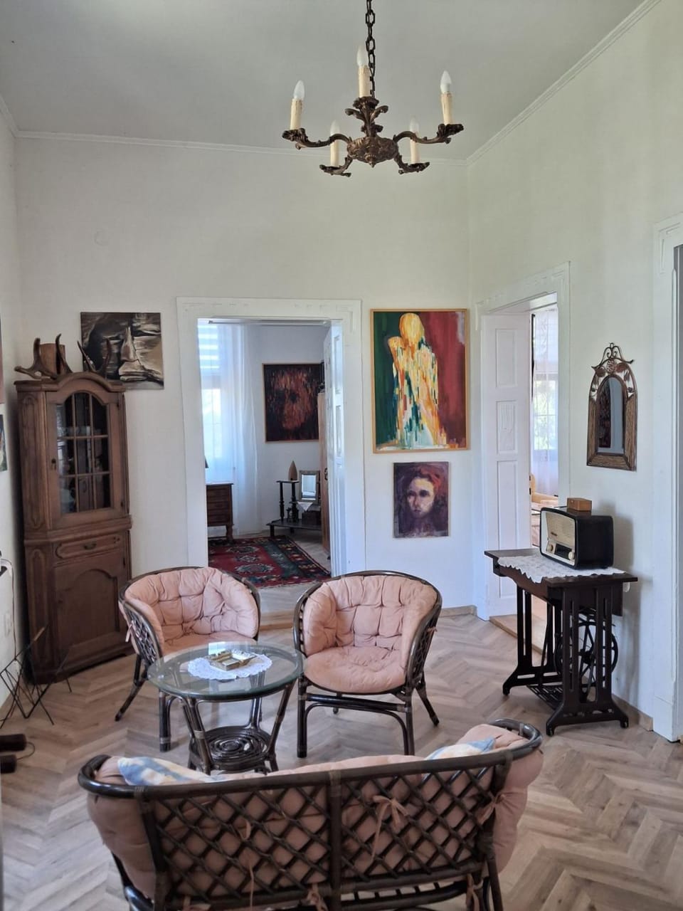 Seating area
