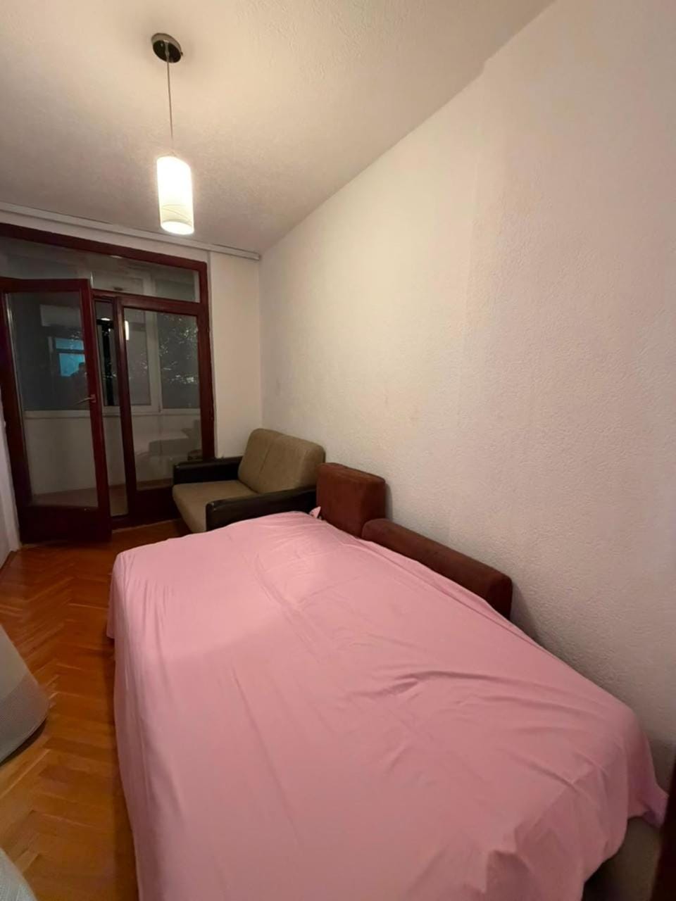 SunnyHillLiving Apartment in Europe