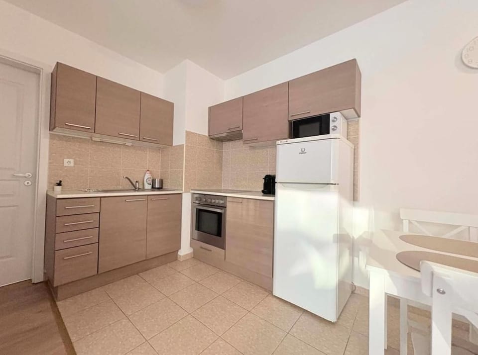 Cozy Buda Apartment - AC - Sleeps 4 - Easy Access to Center Apartment in Budapest