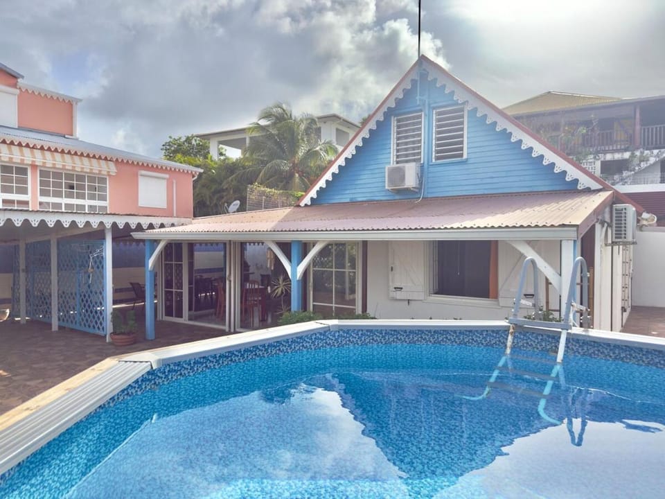 Villa Créole - Piscine & 2 min des plages House in La Trinité