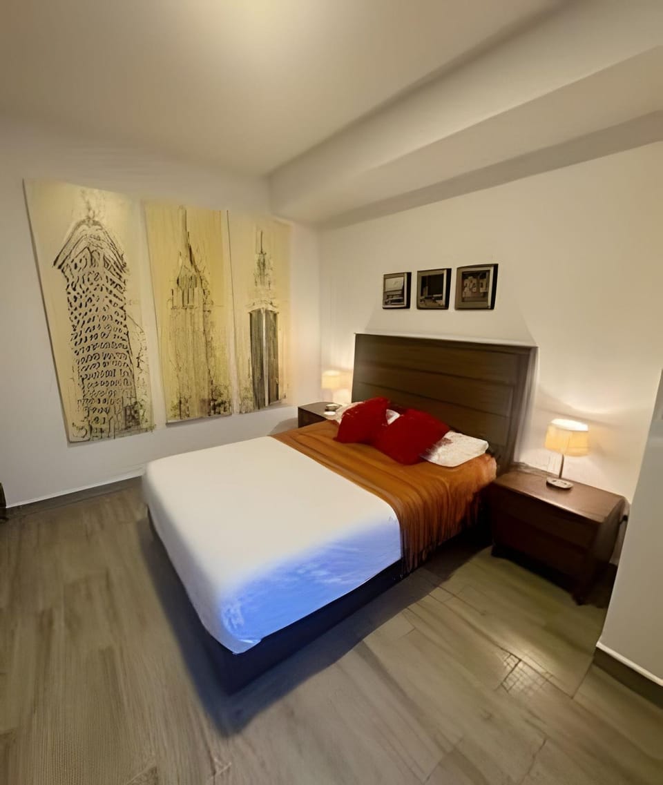 Moderno Depto. Centrico/parking Apartment in Monterrey