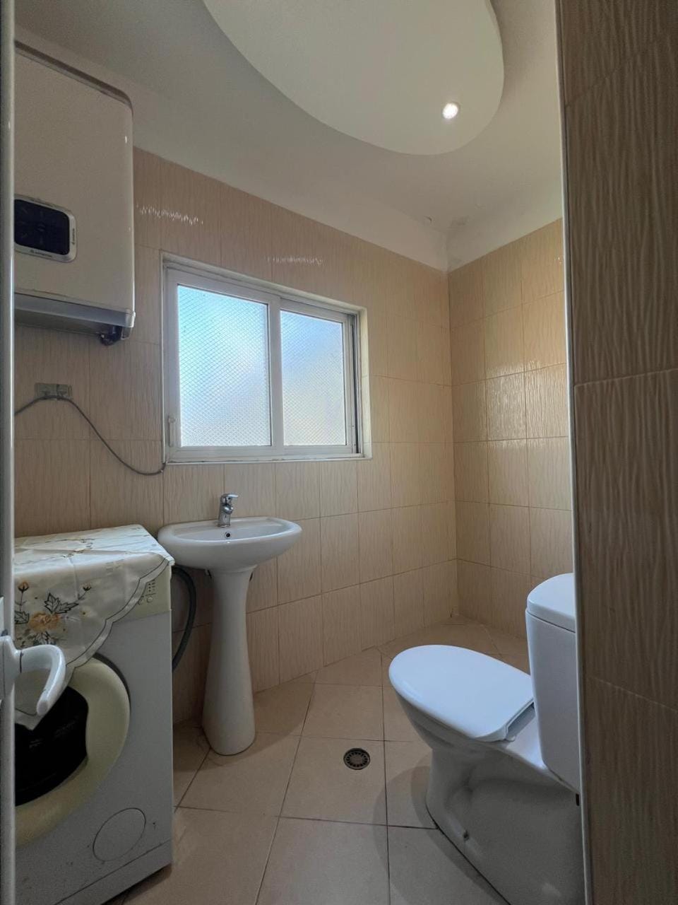 Shower, Toilet, towels