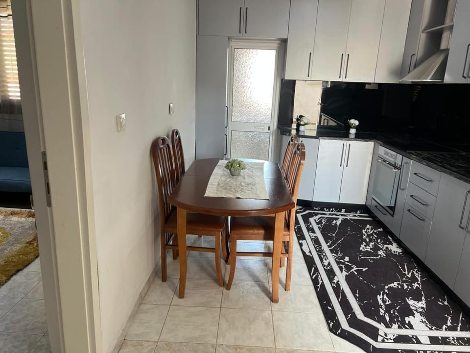 Kitchen or kitchenette, oven, stove