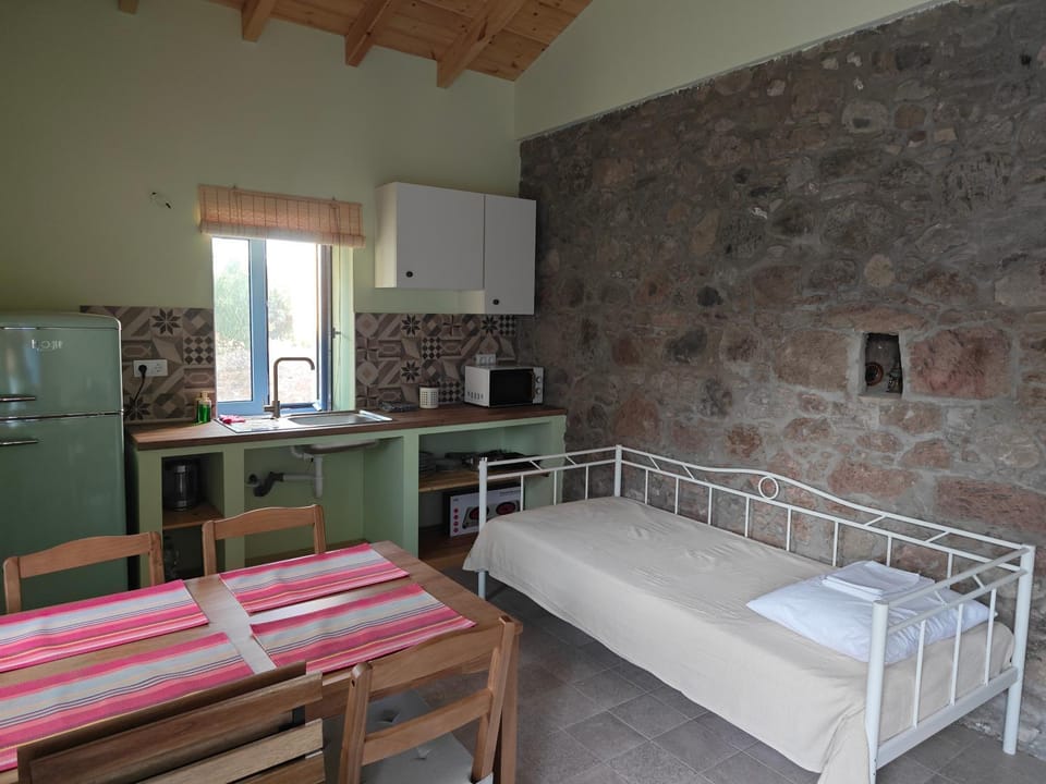 Lithos Heritage House in Decentralized Administration of the Aegean