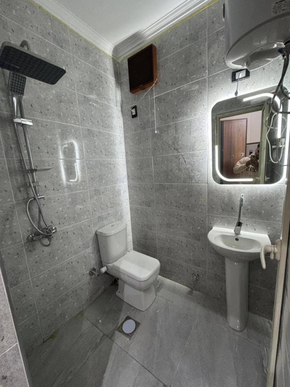 ميامى الفندقيه المطله على البحر بالدور 18 Apartment in Alexandria