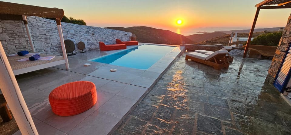 Seating area, Sea view, sunbed