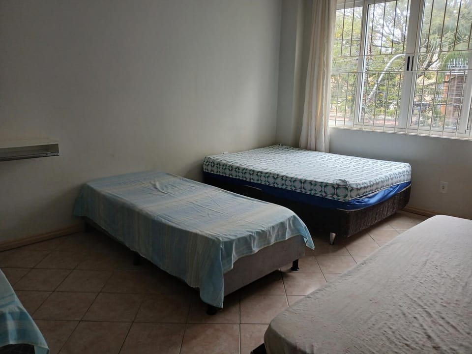 Apezão para grupos de amigos, trabalhadores e familias Apartment in Porto Alegre