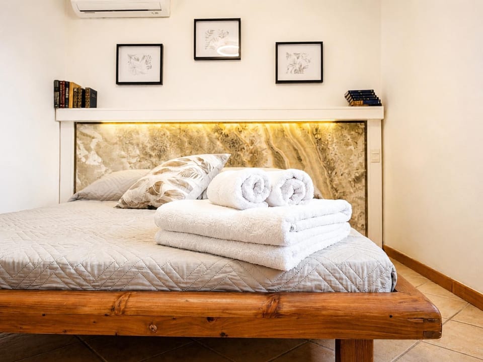 Bed, Decorative detail, Bedroom