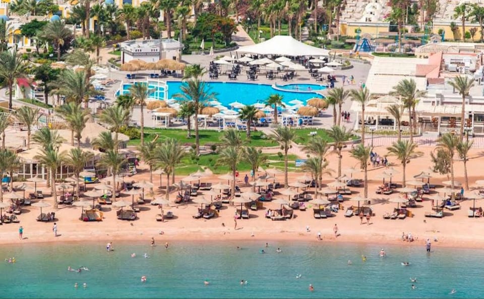 شاليه وفيلا قريه ميراج باي اكوا بارك Apartment hotel in Hurghada