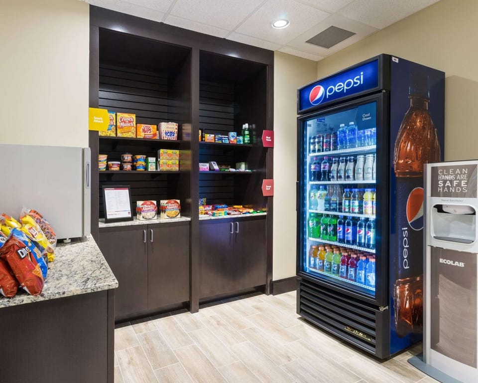Lobby or reception, On site, vending machine