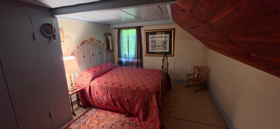 JOSIAH KEITH HOUSE museum & inn Bed and Breakfast in Massachusetts