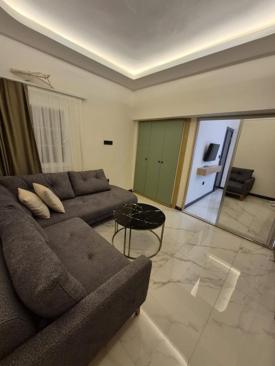Living room, Seating area