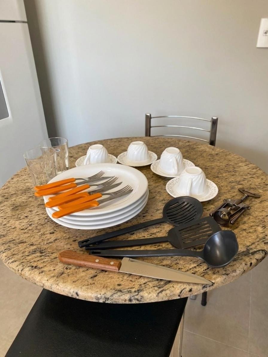 Food and drinks, Dining area, Food