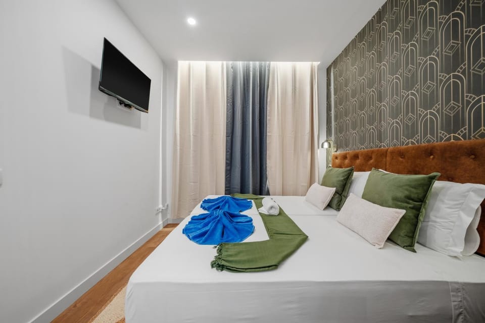 Communal lounge/ TV room, Bed, TV and multimedia, Photo of the whole room, Evening entertainment, Bedroom, towels