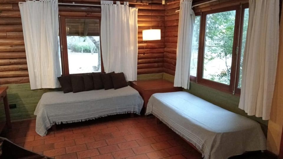 Grenouille Chalet in Villa General Belgrano