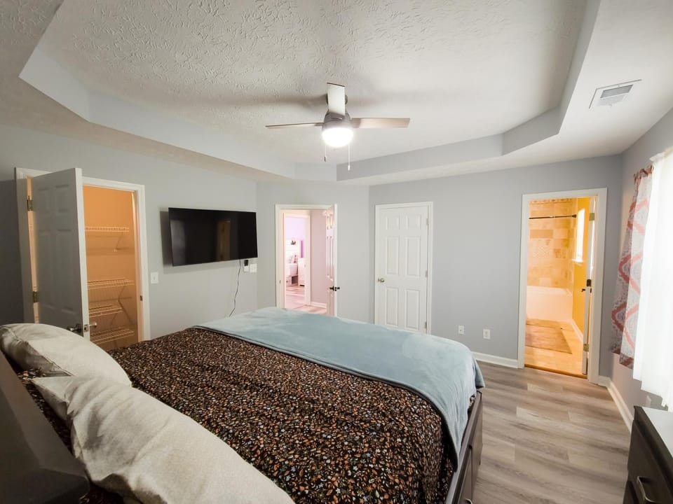 Serenity house in a Cul de Sac House in Panthersville
