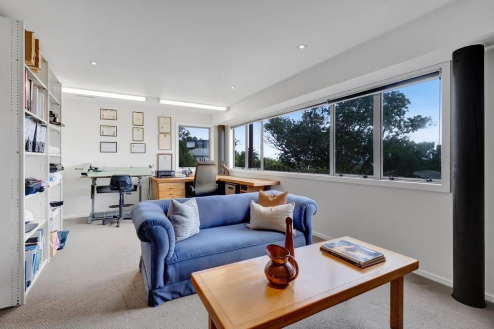 Views on Devon West Apartment in New Plymouth