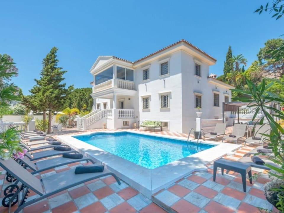Villa excepcional con piscina privada - 15 pers. - ES-175-65 Villa in Marbella