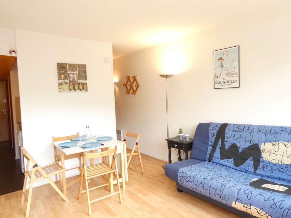 Studio confortable avec vue montagne - 4 pers. - FR-1-457-574 Apartment in Saint-Lary-Soulan