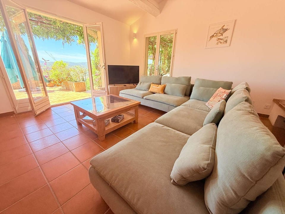Maison vue mer et clim - 7 pers. House in Le Lavandou