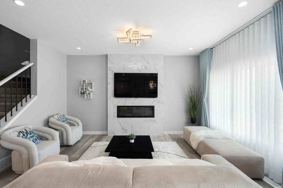 TV and multimedia, Living room, Seating area