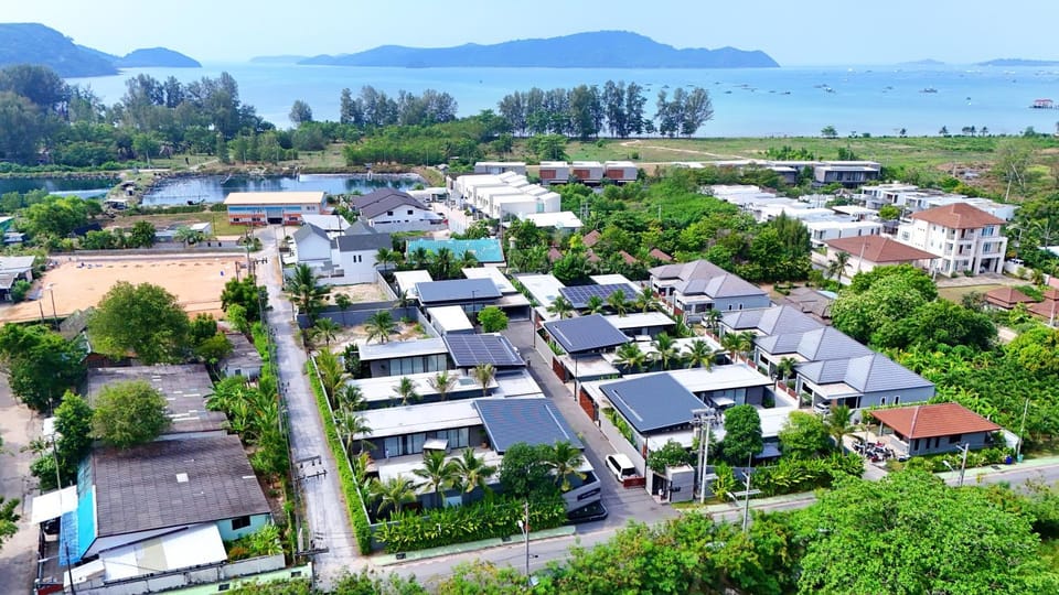 Ultra Luxury 4BR Pool villa by Sea Central C5 Villa in Chalong