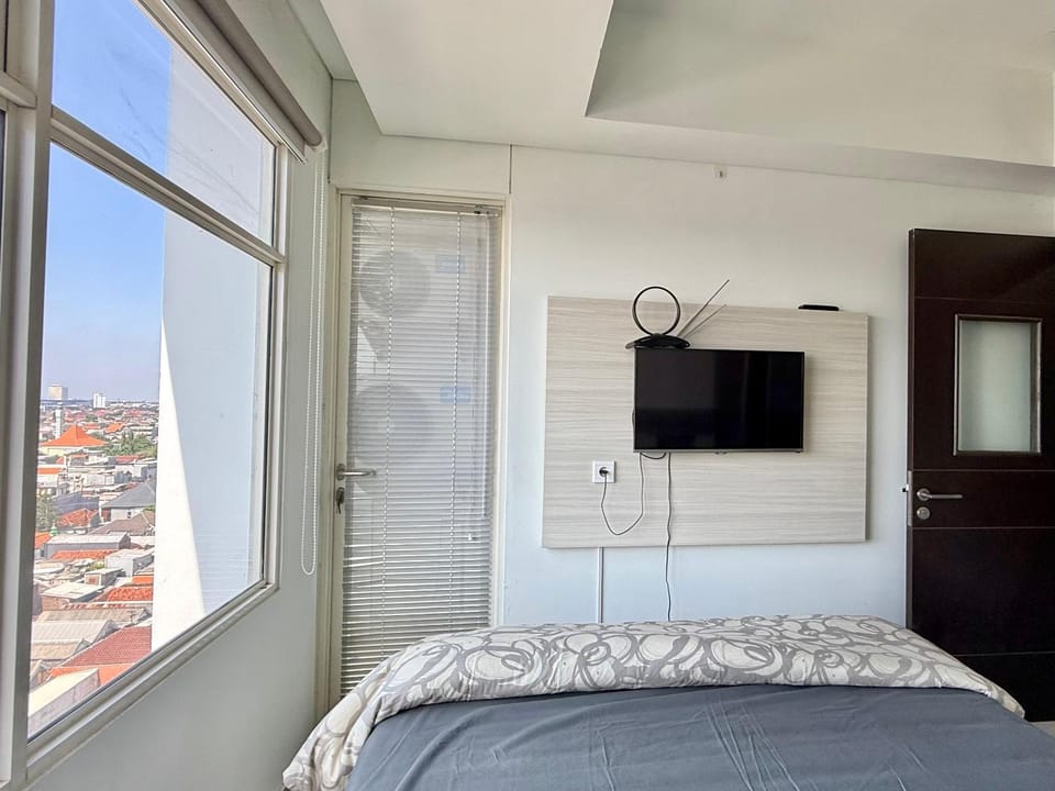 TV and multimedia, Photo of the whole room, Bedroom