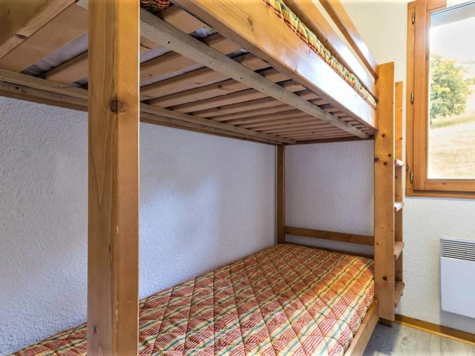 Appartement spacieux - 6 pers. vue pistes - FR-1-267-368 Apartment in Villarembert