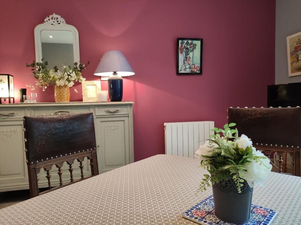 T2 central avec jardin, idéal - ? pers. - FR-1-541-208 Apartment in Nouvelle-Aquitaine