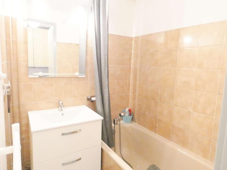 Appartement au calme avec balcon - 4 pers. Apartment in Saint-Lary-Soulan