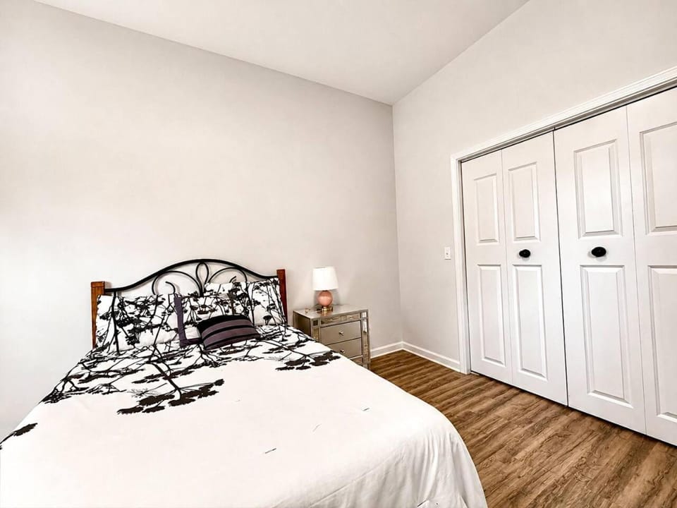 Bed, Bedroom, wardrobe