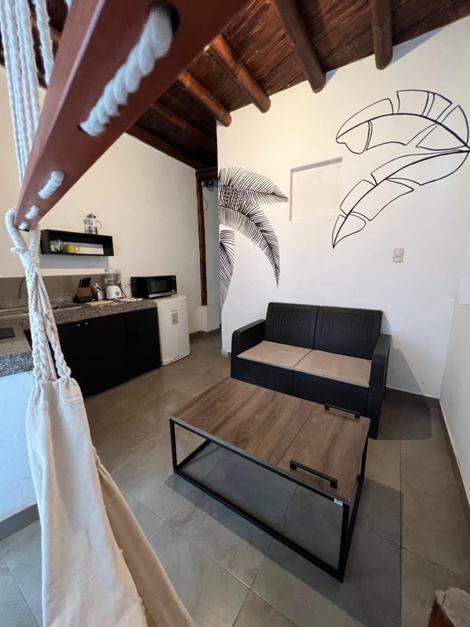 Kitchen or kitchenette, Living room