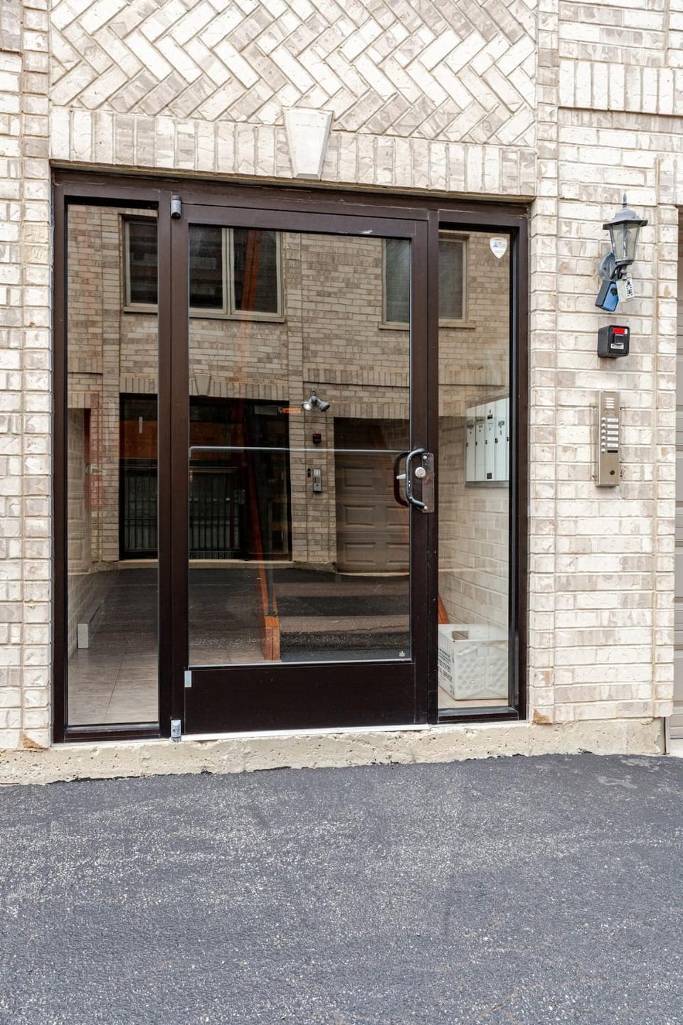 Spacious Condo Apartment in Chicago Ridge