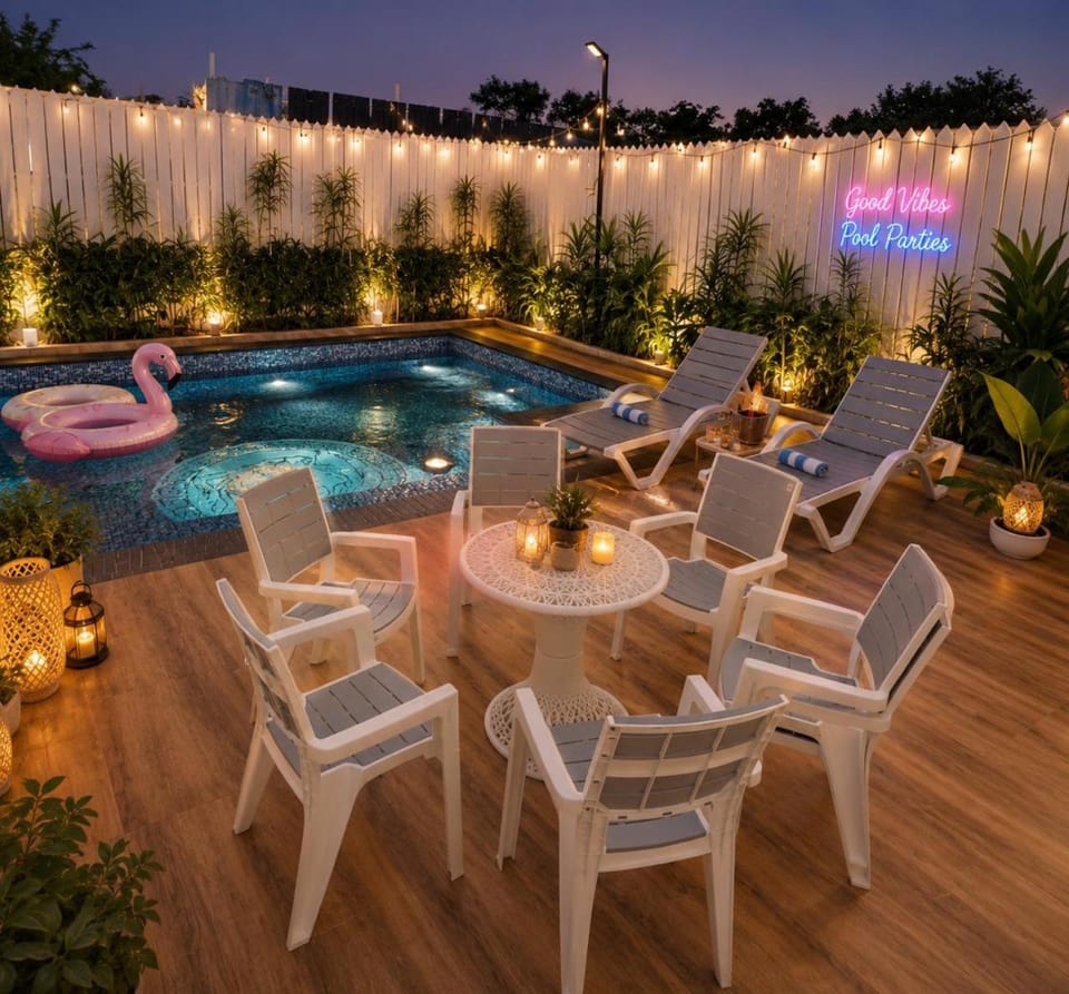 Pool view